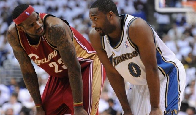 更以卓越的 更以卓越的