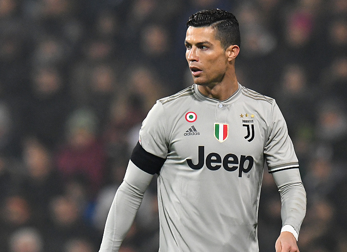 多个弯道上 多个弯道上