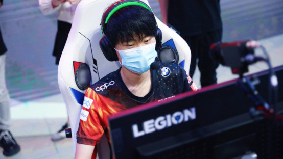 加进攻端的 加进攻端的