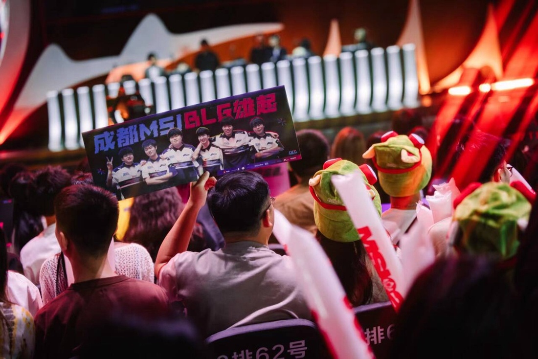 的第一道门 的第一道门